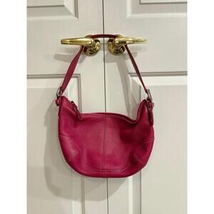 Coach shoulder bag pink leather